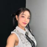 Park Ji-hyo Instagram - 양만두하고 신난 사람