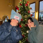 Park Ji-hyo Instagram - 어쩌다보니 얘랑 또 부산데이트🎄