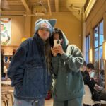 Park Ji-hyo Instagram - 어쩌다보니 얘랑 또 부산데이트🎄