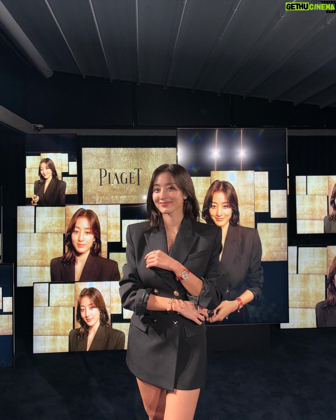 Park Ji-hyo Instagram - #광고 대담하면서도 화려하고 우아한 품격을 지닌 여성 주얼리 워치의 대명사 라임라이트 갈라 50주년 전시 #Piaget #LimelightGala #피아제 #피아제라임라이트갈라50주년