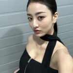 Park Ji-hyo Instagram - 즐거웠던 노래방VS🎧