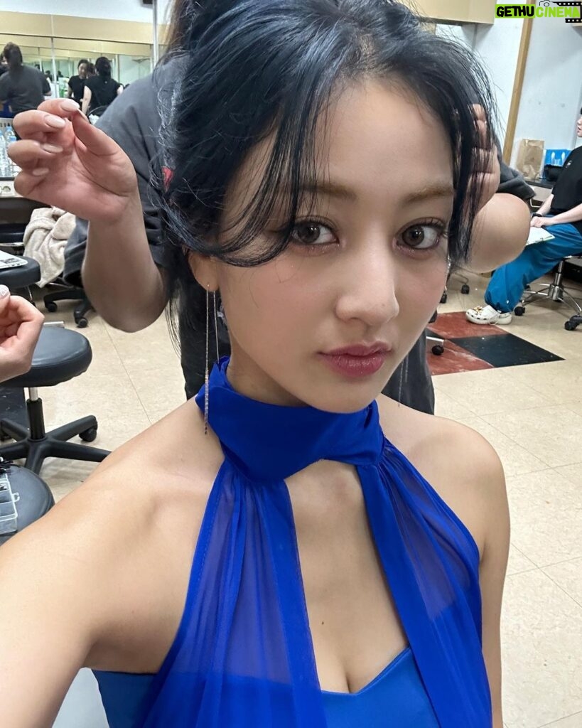 Park Ji-hyo Instagram - 피땀눈물에 콧물까쥐 🎧하라메🎧