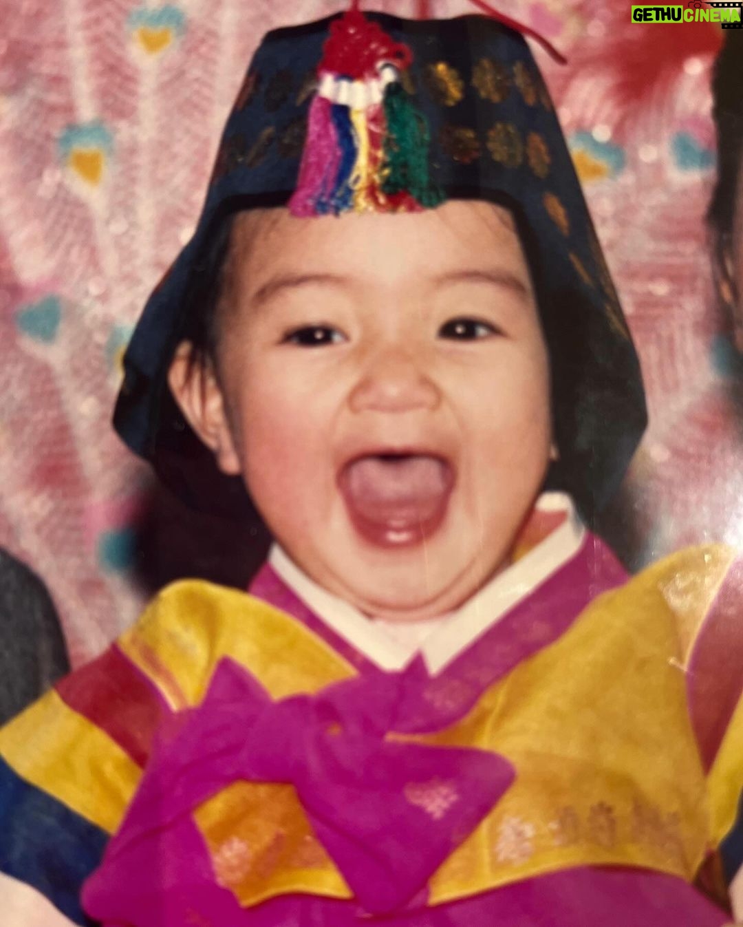 Park Ji-hyo Instagram - πμμΌ μΆνν΄ μ£Όμ
μ κ°μ¬ν©λλΉπ