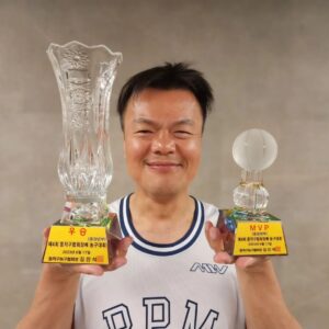 Park Jin-young Instagram - #JYPbasketball #JYPark 
#DongjakgucupChampionship
#동작구배농구대회우승
우승!
우리 아티스트들은 빌보드 1위,
전 동작구배 1위,
근데 솔직히 이게 좀 더 흥분됨^^♡
Championship!
Our artists are no.1 in Billboard,
I'm no.1 in Dongjakgu,
but honestly...this is more exciting:)♡