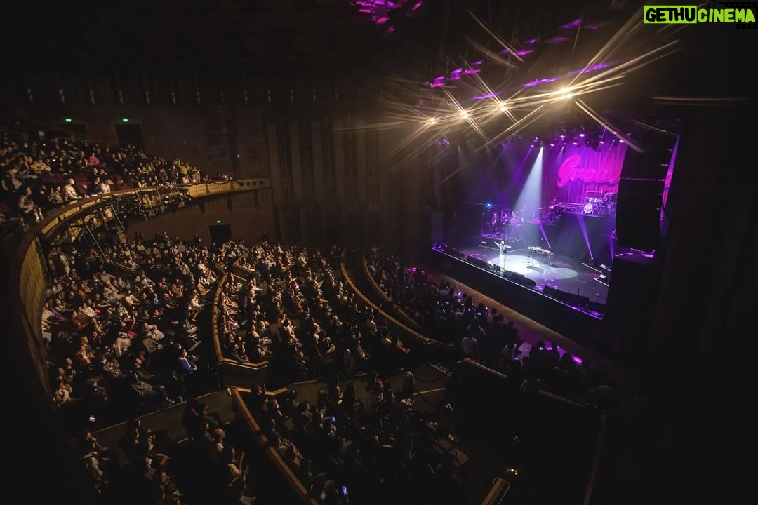 Park Jin-young Instagram - #GrooveBackTourLA #GrooveBackTourNY #JYPark 투어 마지막 공연을 잊지 못할 뜨거운 공연으로 만들어주신 LA 팬분들 정말 감사드려요. 뉴욕 공연어 오신 분들도 마찬가지구요. 다음 공연에서 다시 만나요!♡ LA, thank you for making the final show of the tour an unforgettable one. NY, you guys were amazing also. See you in the next one!