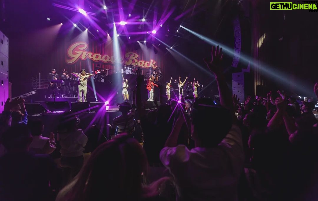 Park Jin-young Instagram - #GrooveBackTourLA #GrooveBackTourNY #JYPark 투어 마지막 공연을 잊지 못할 뜨거운 공연으로 만들어주신 LA 팬분들 정말 감사드려요. 뉴욕 공연어 오신 분들도 마찬가지구요. 다음 공연에서 다시 만나요!♡ LA, thank you for making the final show of the tour an unforgettable one. NY, you guys were amazing also. See you in the next one!