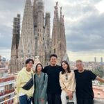 Park Jin-young Instagram - 형석이형 가인이 리아 무진이 정말 든든했고 고마웠어! 참가해준 모든 팀들 그리고 함께 도전해준 헤리티지 매스콰이어 멋진 무대로 감동을 줘서 감사해요! 선한 열정으로 우리 모두를 끌어준 싱포골드 제작진 여러분들도 정말 감사드려요! 그리고 무엇보다도 싱포골드를 지켜봐주시고 성원해주신 여러분 이 멋진 여행을 함께 해주셔서 진심으로 감사드립니다!♡ #싱포골드 #SingForGold #김형석 #한가인 #리아킴 #이무진