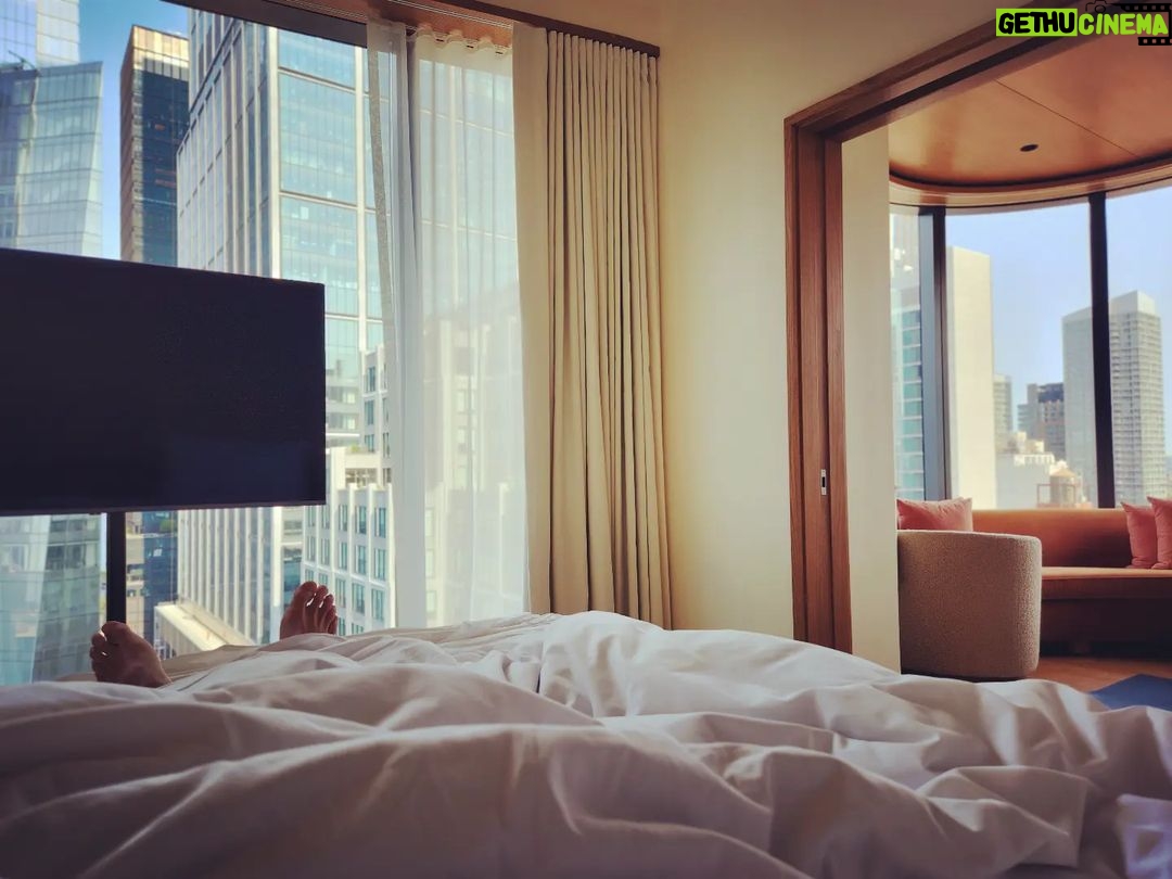 Park Jin-young Instagram - #A2K #JYP #RepublicRecords Waking up in NY... A city thay always has a special place in my heart♡ Exicted for tomorrow's audition!