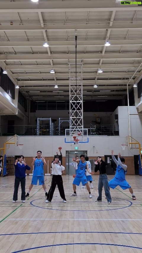 Park Jin-young Instagram - #ChangedMan with #JYPHOP #JYPμ§μλ€ π #JYPark #λ°μ§μ #λμ
μΌμΉ π