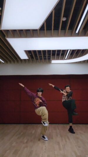 Park Jin-young Instagram - #ChangedMan with #StrayKids #I_N 💖 
@realstraykids @i.2.n.8
#JYPark #박진영 #스트레이키즈 #아이엔 💖