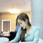 Park Min-young Instagram - 싸인회하고싶..🥕