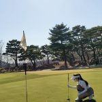Park Min-young Instagram - 엄마의 필드레슨⛳️