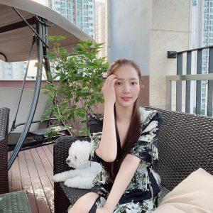 Park Min-young Instagram - 여름인가hoxy?