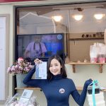 Park Min-young Instagram - 봄이오는소리에 북현리마을도 복작복작 바빴거든요. 울고 웃느라 정신없는 와중에 우리팬들 덕분에 또 행복해졌어요 정말 정말 고맙고 미안하고 사랑해요 알죠 내맘? #PMYinternationalfansunited #PMYfansindo #cupatchinternational
