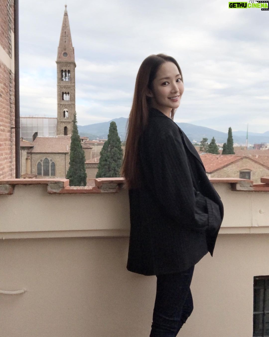 Park Min-young Instagram - 감기조심하기, 약속🤙🏻🧡