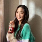 Park Min-young Instagram - 츄로킹 타고온 주접킹 #위드미뇽🌸 고맙구 사랑해 하트하트