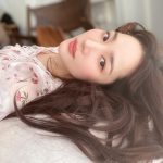 Park Min-young Instagram - 강산은 변해도 꼼빠니아는 변하지 않기 #10년모델 @compagna_official 🌻
