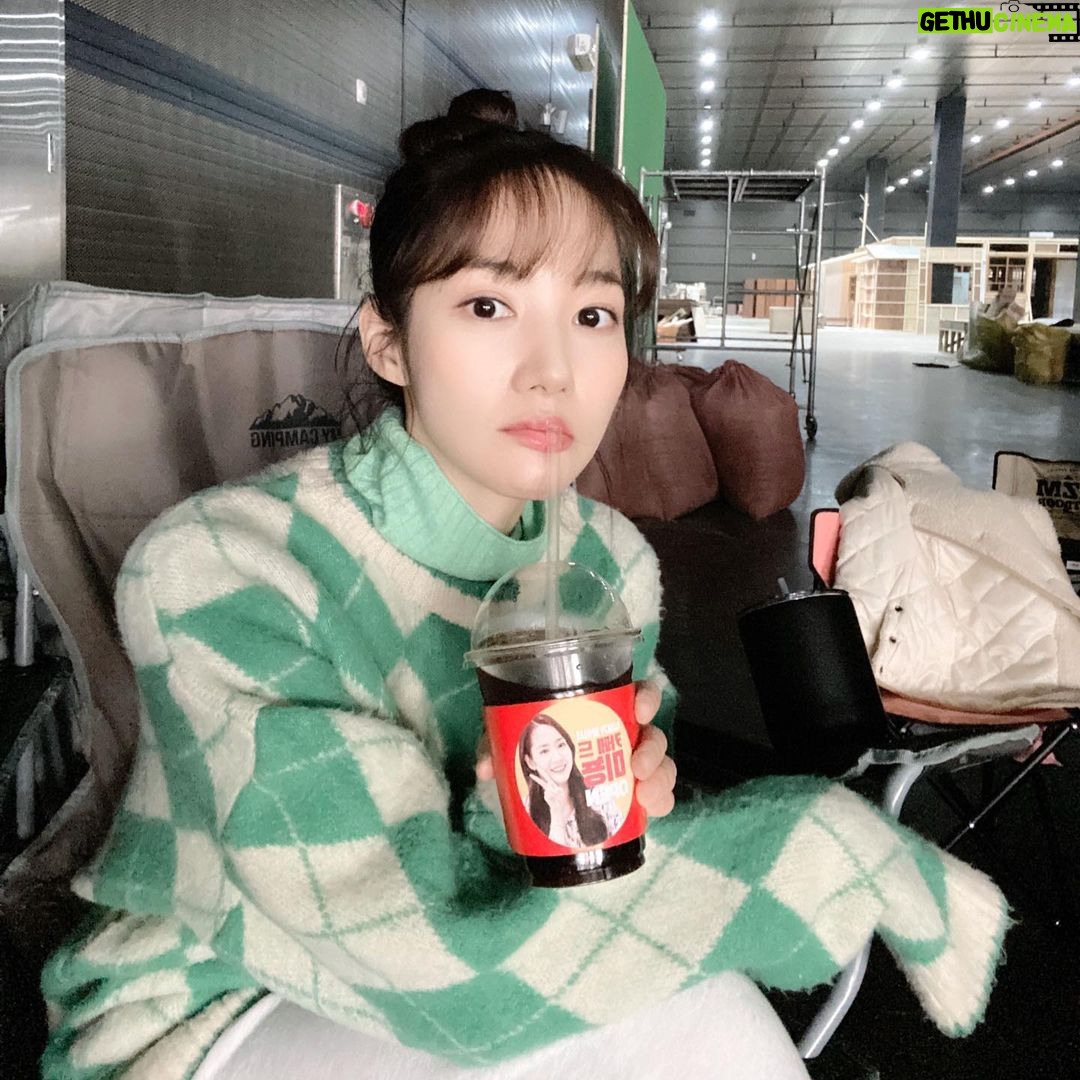 Park Min-young Instagram - π² λ―Έλ½μ μ¬λνλ λ무μ‘ν°μ€ π²