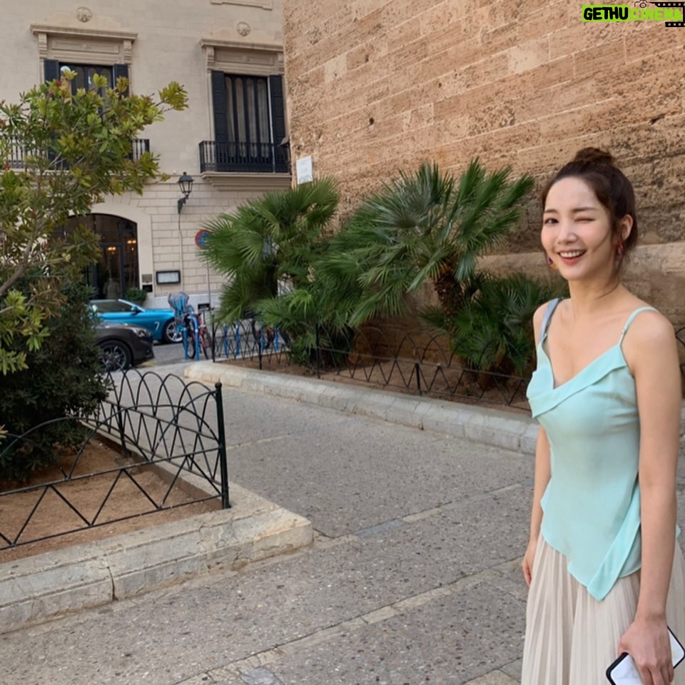 Park Min-young Instagram - 💚 Mallorca España