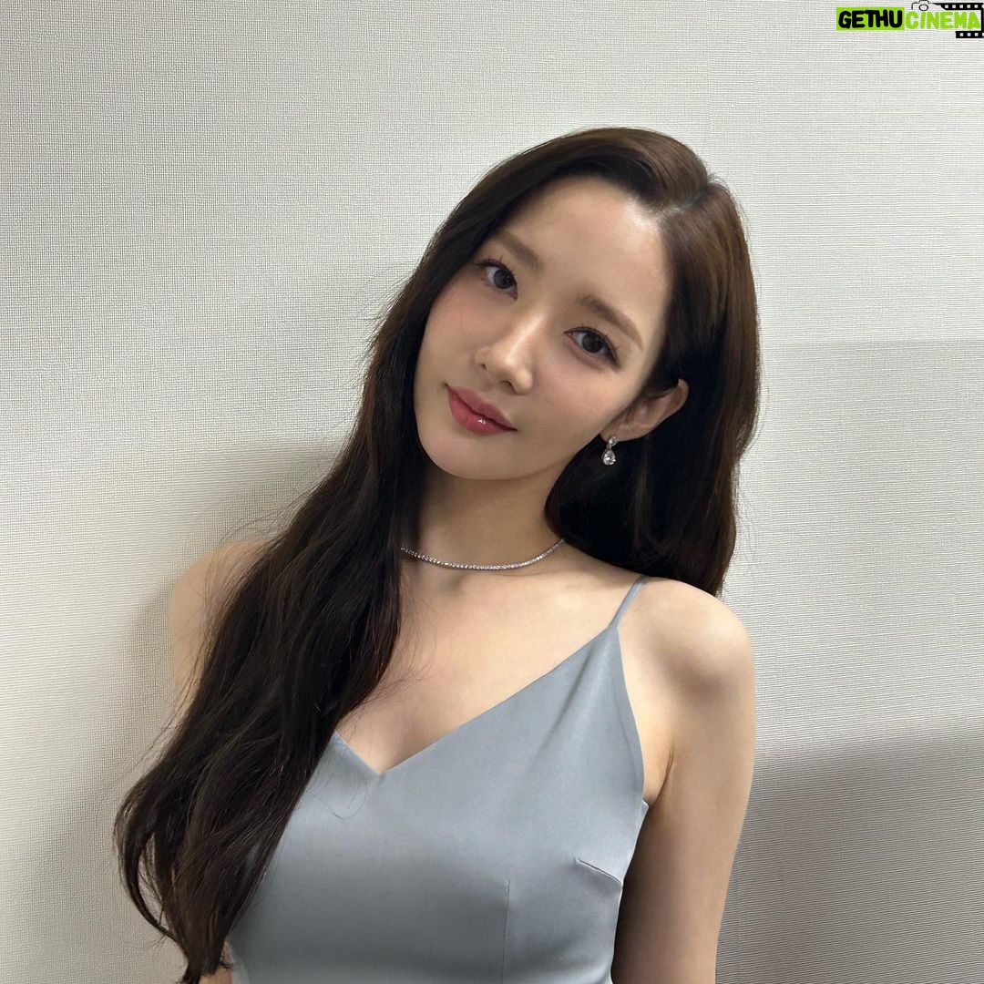 Park Min-young Instagram - 🩶 Tokyo, Japan