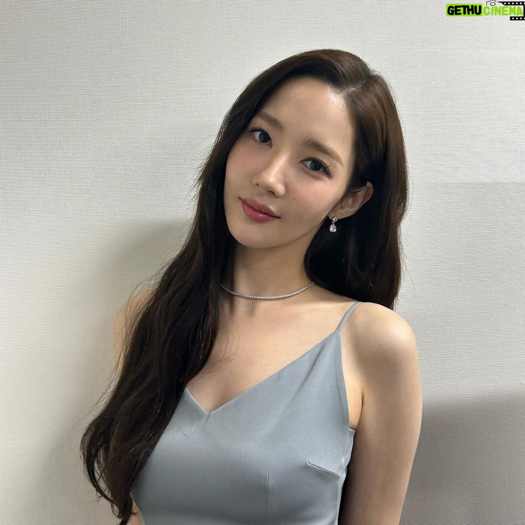Park Min-young Instagram - 🩶 Tokyo, Japan