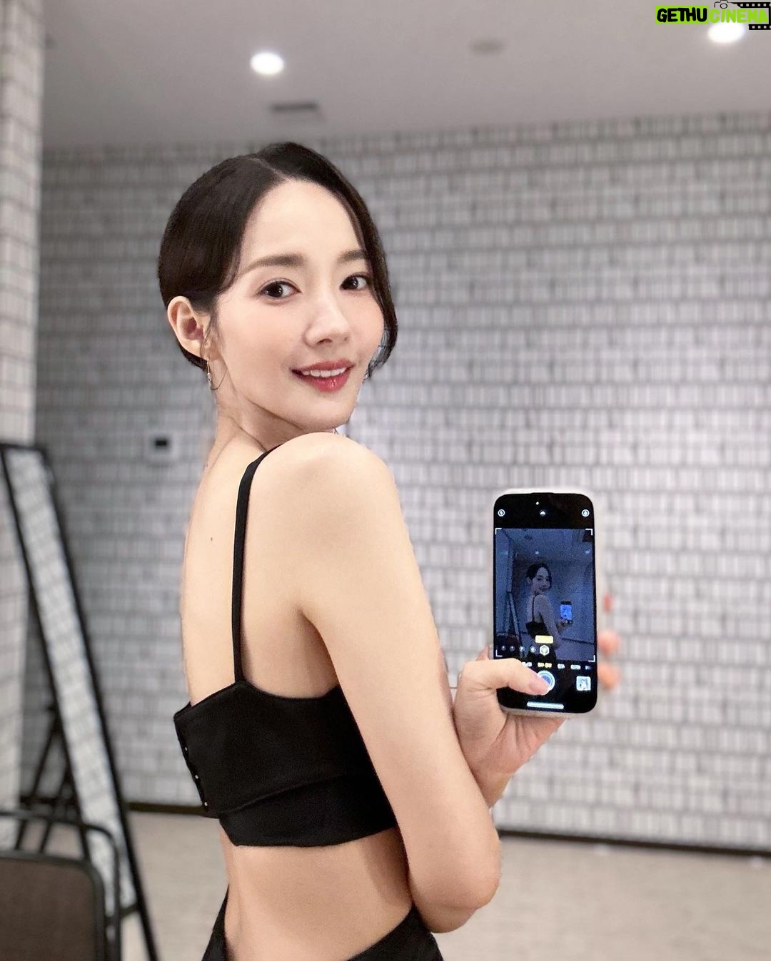 Park Min-young Instagram - 따뜻하게 맞아주셔서 감사했습니다 🫶🏻