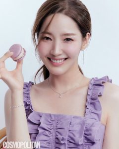 Park Min-young Instagram - 🌹