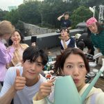 Park Shin-hye Instagram – 우리에게 더위와 추위 모두 경험하게 해주었던 옥상..
따듯하고 시원할 수도 있었잖아…
꼭..그렇게…더워야만 했냐아아아아아아!!!!!!!!!!🤬🤬
#닥터슬럼프