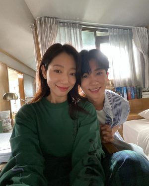 Park Shin-hye Instagram - 장꾸들🤣
#닥터슬럼프