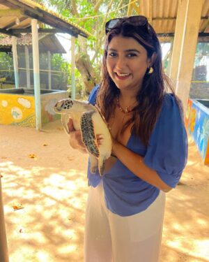 Parno Mittra Instagram - The @galbokkaseaturtle is a turtle conservation centre.. they rescue , train and help these beautiful creatures back into the ocean. As humans we can help in many ways but we fail to. Let’s do our bit .
