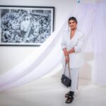 Parno Mittra Instagram - I greatly admire @parnomittra - a phenomenal actress but for me what truly matters is the person that she is No nonsense, extremely sensitive to art and has a great eye for it, cares for the real things in life - almost a loner who spends a lot of her time reading, writing and immersing herself in literature and poetry, I loved having her over as a a Guest of Honour for the second day’s opening of my show on Vrindavan’s widows - Lest We Forget - A Sisterhood called White at the fabulous Kolkata Centre for Creativity. Parno was truly moved by the show. She had an injured foot from her recent trip to Sri Lanka but she still came, limping. That says a lot about her commitment to the arts and a dedication to our friendship that goes much beyond who we are in public spaces. She is like family to me - an absolute fire cracker of a girl with the largest heart