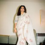 Parvathy Instagram – Stylist : @jukalker
Outfit: @cord.in via @diksha0195
Jewellery: @lovebirds.studio
Makeup : @prakatwork
Hair : @puii_c_ammy
Photography: @kannasrihari
Styling team : @pratimajukalkar