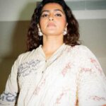 Parvathy Instagram – Stylist : @jukalker
Outfit: @cord.in via @diksha0195
Jewellery: @lovebirds.studio
Makeup : @prakatwork
Hair : @puii_c_ammy
Photography: @kannasrihari
Styling team : @pratimajukalkar