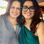 Parvathy Instagram – Merry Merry was had! 🎄❤️

Avec mon amie @smritikiran at our dorling @minimathur’s heavenly home. Sumptuous meal, hearty laughter and hearts full of love ♥️