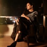 Parvathy Instagram - 💫 Styling @diyaaa_john Saree @studio_medium Custom blouse @saltstudio Jewellery @zohra_india Hair @hairbymousami 📸 @upaharbiswas