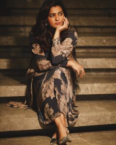 Parvathy Instagram - 🌊 Styling @diyaaa_john Outfit @yam.india @saltstudio Accessories @tribebyamrapali Hair @hairbymousami 📸 @imsayandey