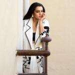 Parvathy Instagram - 🤍 Styling @diyaaa_john Outfit @thelittleblackbowofficial @saltstudio Earrings @dhora_india HMU @samson_lei 📸 @niharikaa.chauhaan
