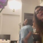 Parvathy Instagram - I made it to meri Kiran’s arms after a whole year (wha!) and that too in time for her birthday! To be able to celebrate this stellar human who has by example shown me how to endlessly celebrate the people you love is a f**king honour! Bestie @athirasujatha flew in as well and we prepped hard, warmed up the house pre-party with our uber cool dance moves (@shwvenkat arrre wah!) while birthday bb spread her warmth and welcomed her dearest friends who came to wish her. My hearts cup runneth over just thinking of the love I witnessed over two days of birthday celebrations! 🎉 @smritikiran I fucking love you babe. Words won’t suffice ever but that ain’t holding me back now. You’ve got me Smi-tten, Kiran 😘