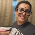 Parvathy Instagram - I made it to meri Kiran’s arms after a whole year (wha!) and that too in time for her birthday! To be able to celebrate this stellar human who has by example shown me how to endlessly celebrate the people you love is a f**king honour! Bestie @athirasujatha flew in as well and we prepped hard, warmed up the house pre-party with our uber cool dance moves (@shwvenkat arrre wah!) while birthday bb spread her warmth and welcomed her dearest friends who came to wish her. My hearts cup runneth over just thinking of the love I witnessed over two days of birthday celebrations! 🎉 @smritikiran I fucking love you babe. Words won’t suffice ever but that ain’t holding me back now. You’ve got me Smi-tten, Kiran 😘
