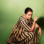Parvathy Instagram - Tu gajra mein halwaii 🌸🤩 Stylist : @jukalker Outfit: @raw_mango Jewellery: @sheetalzaveribyvithaldas Makeup : @prakatwork Hair : @puii_c_ammy Photography: @kannasrihari Styling team : @pratimajukalkar