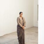Parvathy Instagram – 🤎 

Outfit : @raw_mango 
Jewellery: @amrapalijewels 
Stylist : @diyaaa_john 
HMU: @samson_lei 
Photograher: @niharikaa.chauhaan