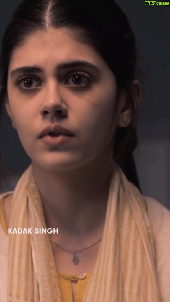 Parvathy Instagram - Sanjana as Saakshi ♥️ On a mission to help her father remember, can Sakshi bring her family back together? #KadakSingh premieres 8th December, only on #ZEE5 #KadakSinghOnZEE5 #ZEE5India