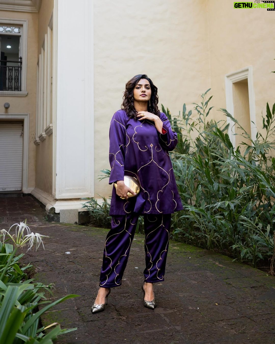 Parvathy Instagram - π For @iffigoa Opening Ceremony for Kadak Singh! Styled by my favourite @diyaaa_john @saltstudio In @raw_mango @amrapalijewels πΈ by the most amazing @niharikaa.chauhaan HMU @zara___makeover Goa, India