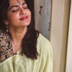 Parvathy Instagram - 🌼 📸 @shekhar_athul Styling @athirasujatha ♥️