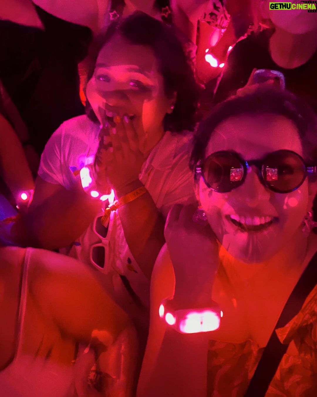 Parvathy Instagram - Out here living my best life ♥️ #bucketlistcheck Life reset via @coldplay