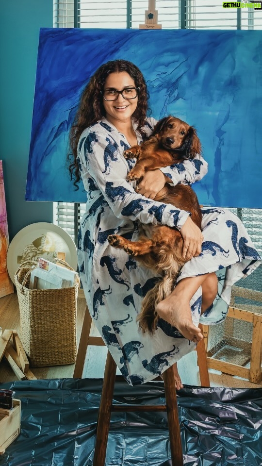 Parvathy Instagram - Designing a space for Parvathy Thiruvothu, the actor, balancing her transient lifestyle with comfort is a big task. The architect chooses to work with whatโs already there, rather than starting from scratch, to make Parvathy feel at home. Flexibility is key, with features like a Tetris-inspired library that can be changed around to suit her needs as they evolve. The design aims for simplicity and relaxation, with personal items that have been passed along in the family and favourite plants adding warmth. Privacy is important too, with strategic elements ensuring she feels safe and peaceful. Colours are kept to a minimal with grey and brown from natural elements outlining the space only to be livened up through pop of colours through artworks and certain rooms by a change of colour for the walls. Nature is woven into the design, with fruiting plants and a balcony mango and passion fruit plants adding beauty and promoting well-being. Parvathyโs love for plants brings life to the space. Ultimately, the design creates a timeless sanctuary where Parvathy can find comfort in the midst of her busy life. Produced by ArchPro,Productions Filmed and Edited by LJ Studios Production Team: John Mathew, Shalvin, John, Amal Paul Styling: Arvind Bala Cover Image: Nathan Photos ๐ง๐ผ ๐ธ๐ป๐ผ๐ ๐บ๐ผ๐ฟ๐ฒ ๐ฎ๐ฏ๐ผ๐๐ ๐๐ฟ๐ฐ๐ต๐ฃ๐ฟ๐ผ. Website: https://archpro.live Email: info@archpro.live Mobile: +91 9633666341 | 80 ๐ฃ๐ฅ๐ข๐๐๐๐ง ๐๐๐ง๐๐๐๐ฆ: Location: Kochi,Kerala Build-up Area: 2640 sq.ft Bedrooms: 3 ๐ง๐๐๐๐ก๐๐๐๐ ๐๐๐ง๐๐๐๐ฆ: Interior Design: Ahanas design for space Interior Contractor: Kanns interior pvt limited Landscape Contractor: Planters ๐ฃ๐ฅ๐ข๐๐จ๐๐ง ๐๐๐ง๐๐๐๐ฆ: Furniture: Made with spin, pepperfry, classy, aryakala Lighting: White teak, oorja, justin manuel Painting: Arine interiors Soft Furnishing: Rock paper scissors Steel Fabrication: Komaramchath industries Carpets: carpet barn @par_vathy @ahanas_designforspace @navath_rahin @planters___india @nathanphotos.in @oorjaadesign @rock_paper_scissors_store @thewhiteteak @amal__paul @arvindbalaofficial @vedanair123 #hometour #archpro #archkerala #keralahometour #keralaarchitecture #tropicalhome #hometour