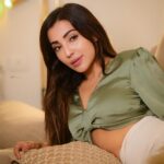 Parvatii Nair Instagram – Here are some casual n candid photos taken at home 🤗

.
@sathyaphotography3