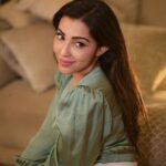 Parvatii Nair Instagram – Here are some casual n candid photos taken at home 🤗

.
@sathyaphotography3