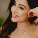 Parvatii Nair Instagram - This New Year, indulge in the luxury of self-expression. Exchange your old gold jewelry at Tanishq and receive an additional 2 karats worth of gold value. It’s not just jewelry; it’s an investment in your radiance. 📍 Karama Centre Shopping Mall, Tanishq @tanishquae Karama, Dubai