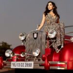 Parvatii Nair Instagram - Be you. Truly & unapologetically you! . . Photography : @pariaarclicks Car from : @StarYogesh7 Outfit by @chaitanyarao_official Videography : @sathish_photography49 MUA : @naaz_makeup_hair Shoot Conceptualised & Organised By : @pariaarclicks